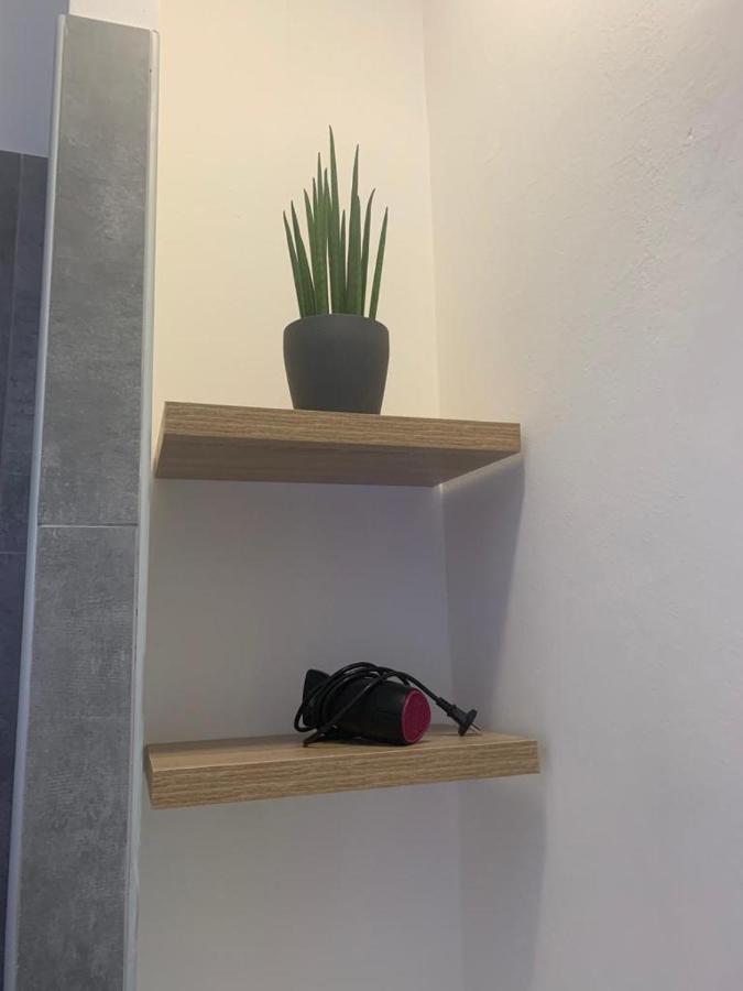 קזלקיו די רנו Nibu Appartamenti - Appartamento Centrale Comodo A Tutto, Anche A Villa Chiara מראה חיצוני תמונה